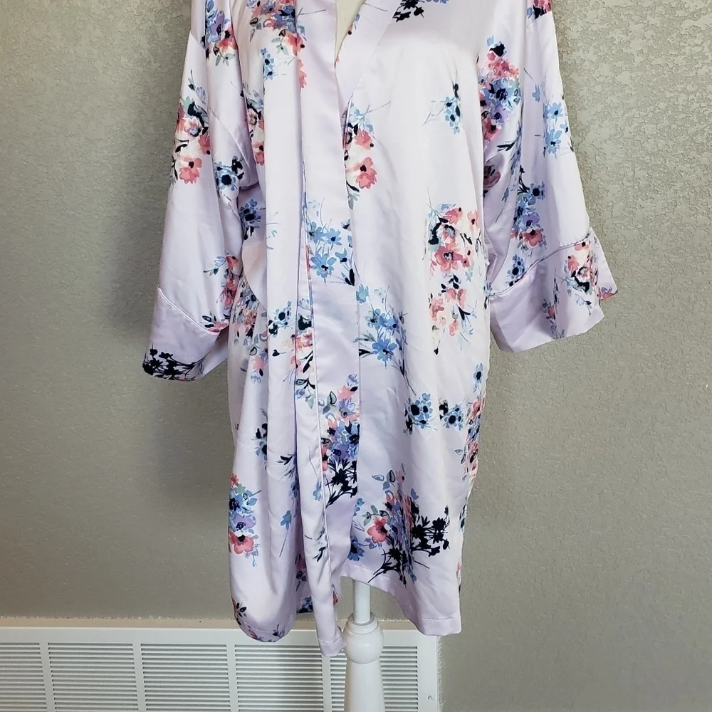 In bloom by jon quil. Robe - Picture 7 of 8